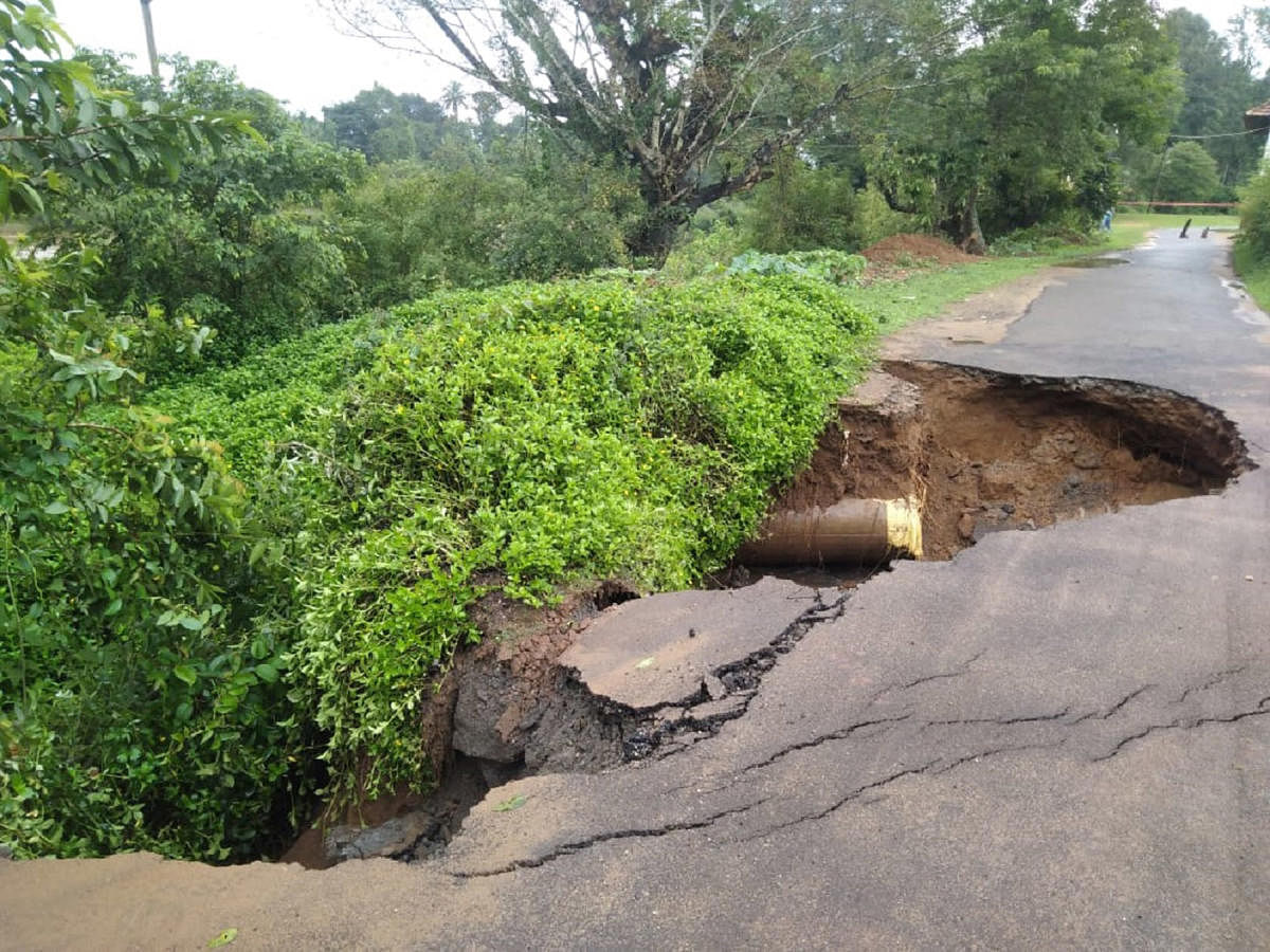 A portion of Balamuri-Parane Road near Napoklu has caved in following the rain.
