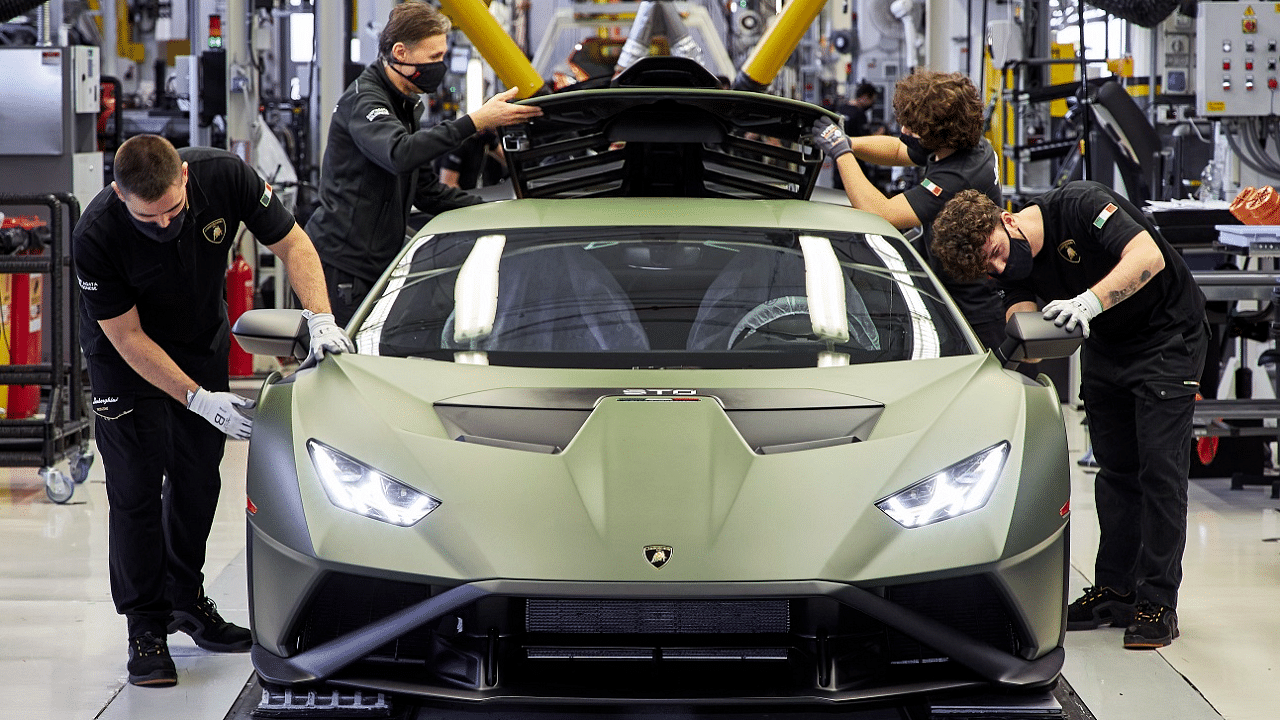 A Lamborghini Huracan being assembled. Credit: DH Photo