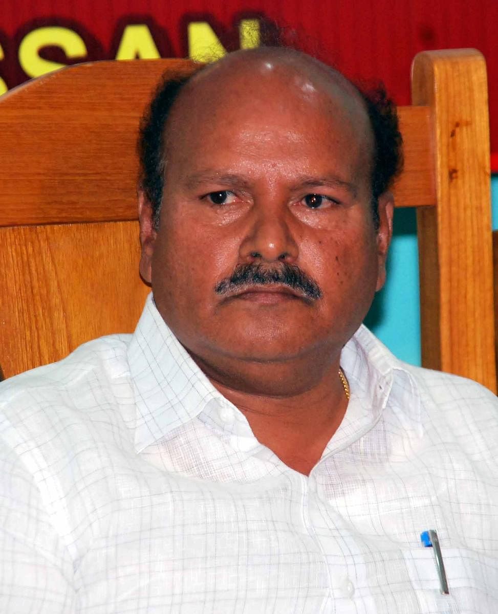 H K Kumaraswamy