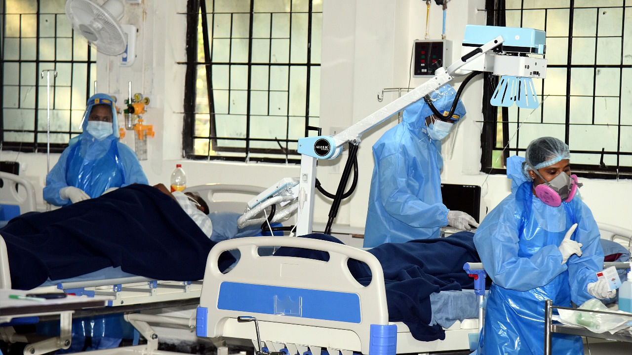 As per the BBMP, 587 ICU and 597 ICU-ventilator beds have been allotted for government-quote Covid patients in Bengaluru. CreditL DH File Photo