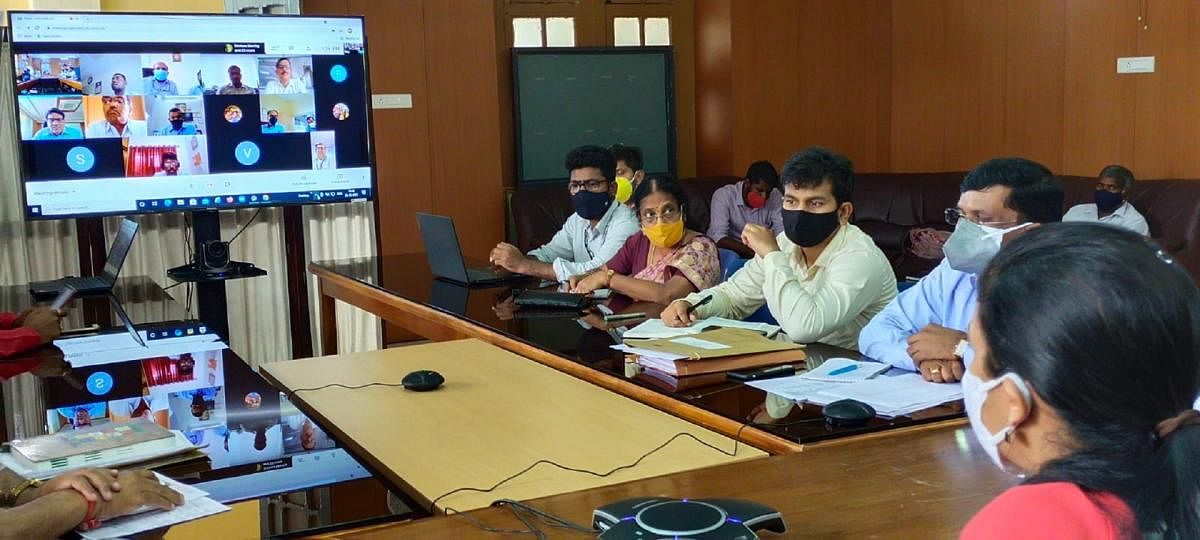 Deputy Commissioner Rohini Sindhuri holds a virtual meeting with the industrialists in Mysuru. Credit: DH Photo