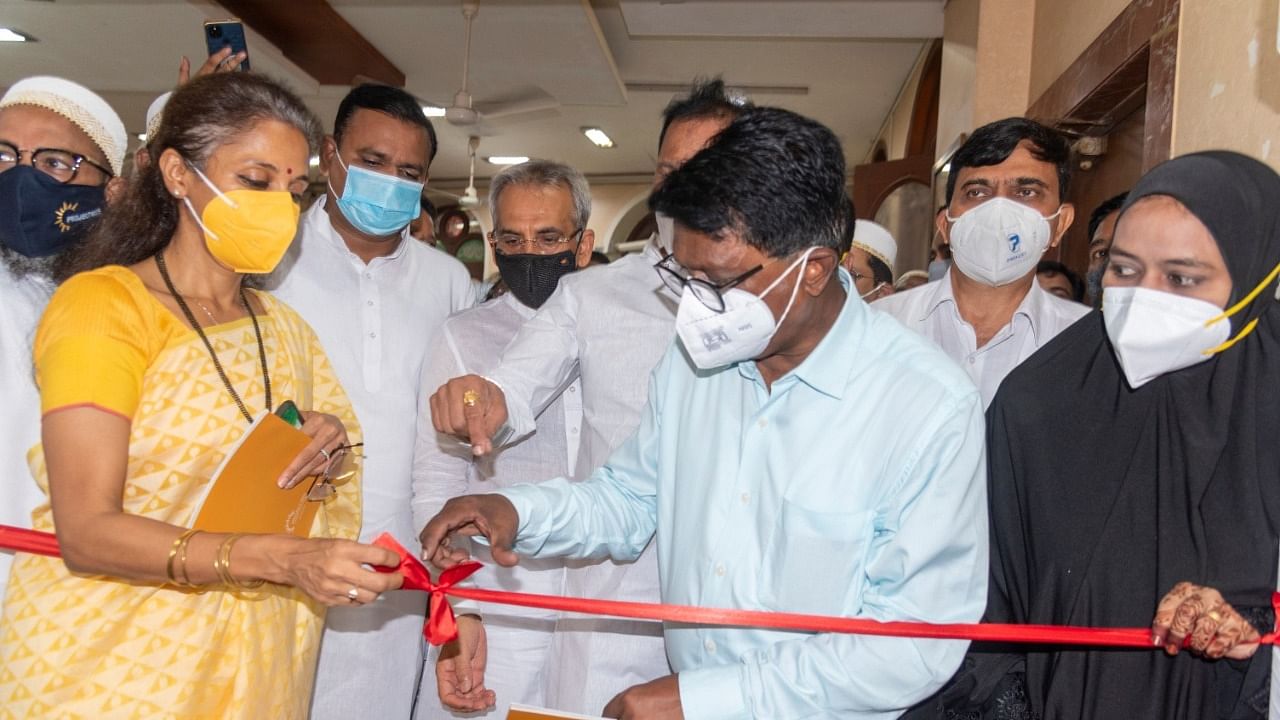 The vaccination centre was inaugurated by Mumbai South MP Arvind Sawant of Shiv Sena, NCP MP from Baramati Supriya Sule and Mumbai Congress President Bhai Jagtap. Credit: Special Arrangement