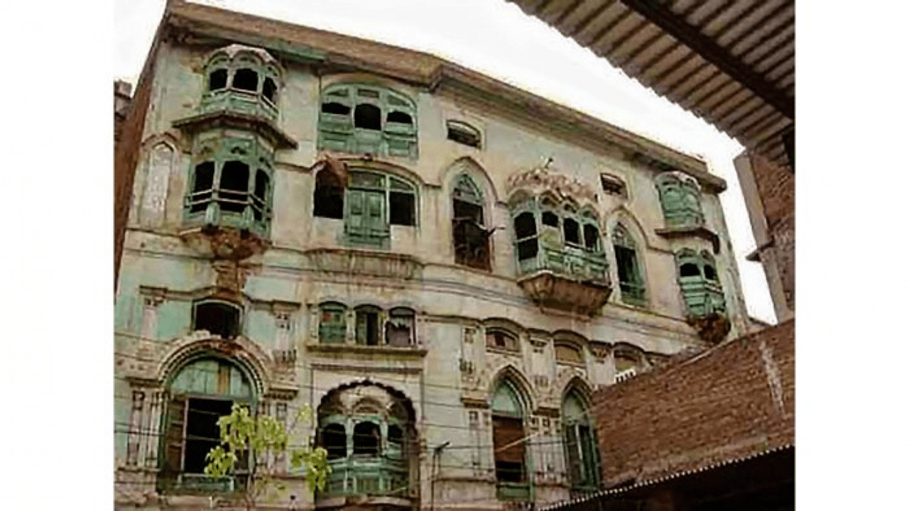 Raj Kapoor's ancestral home, known as Kapoor Haveli, is situated in the fabled Qissa Khwani Bazar. Credit: PTI file photo