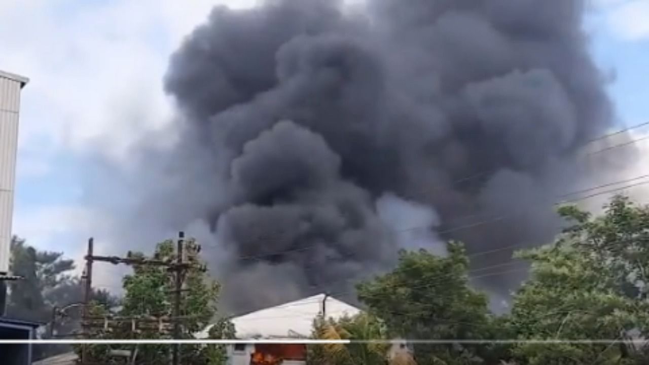 Screengrab of video of fire. Credit: Twitter/@SANKARSANDAS15