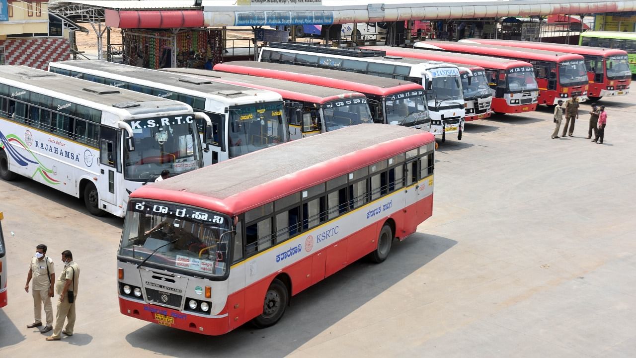 KSRTC buses in Kempegowda Bus Stand in Bengaluru. Credit: DH File Photo