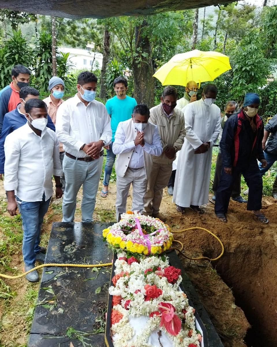 The final rites of Roy D'Souza were held in Virajpet.