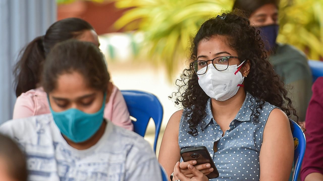 The Covid infections in Bengaluru Urban district remained the highest with 1,348 infections and 23 deaths. Credit: PTI File Photo