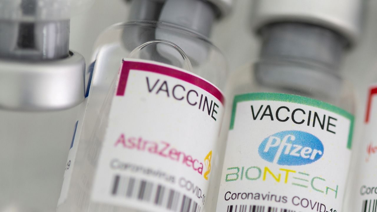A  study found that giving a dose of the Pfizer shot to people who already received the AstraZeneca vaccine is highly safe. Credit: Reuters Photo