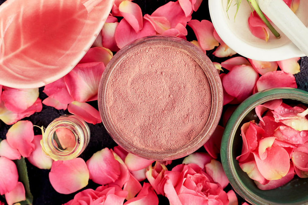 What Are the Benefits of Eating Rose Petals?