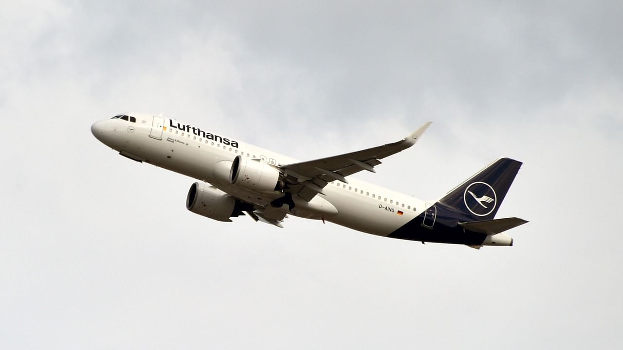 An Airbus A320 of German company Lufthansa takes off from the Toulouse-Blagnac airport. Credit: AFP File Photo