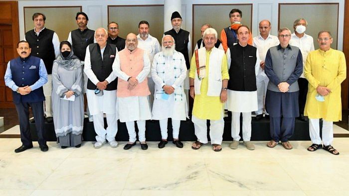 PM Modi meets all-party meeting with political leaders from J&K. Credit: Twitter Photo/@PMOIndia
