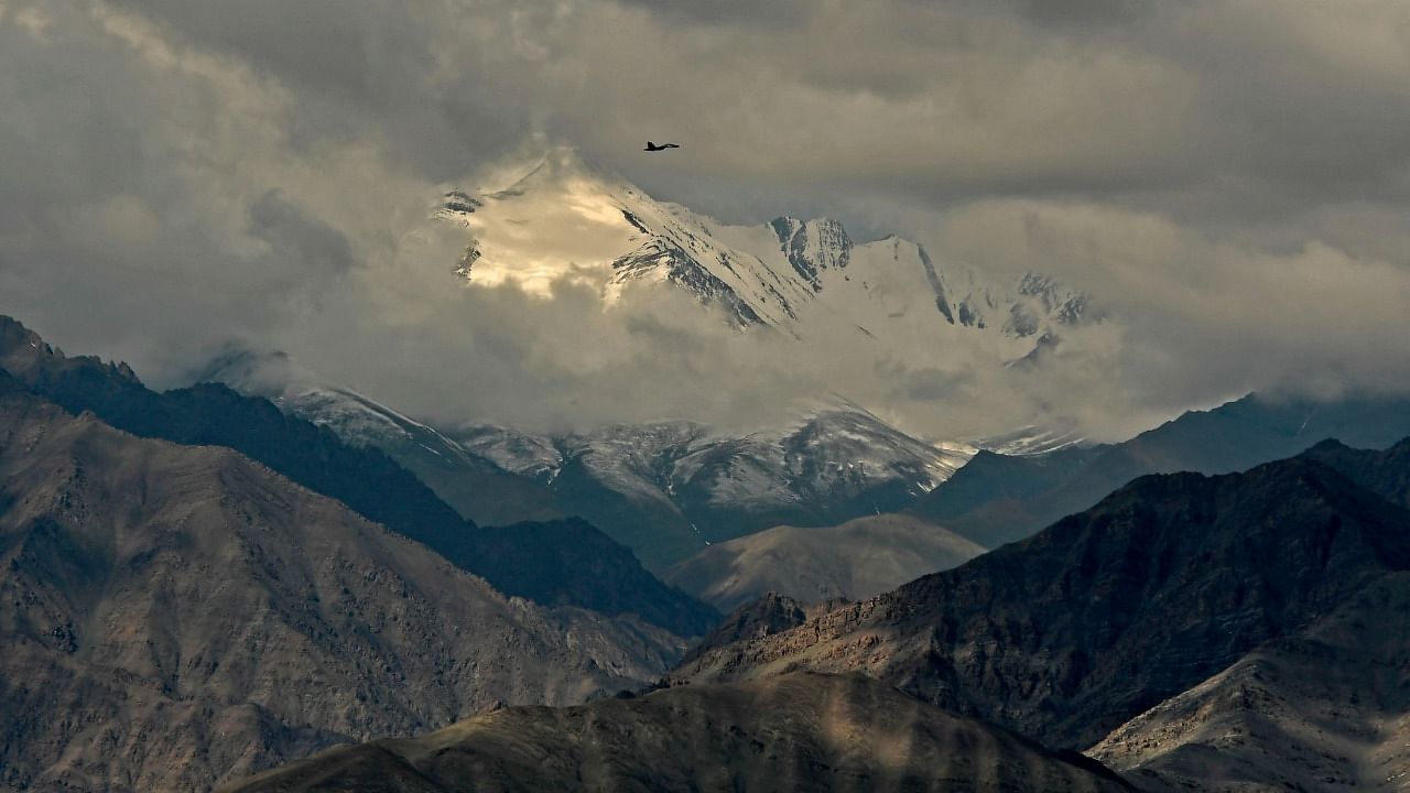 An Indian fighter jet flies over Leh, the joint capital of the union territory of Ladakh, on June 25, 2020. Credit: AFP Photo