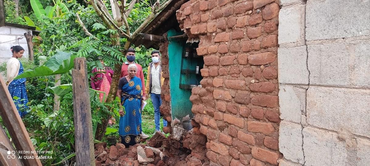 The wall of a house in Sundara Nagara in Kushalnagar collapsed due to rain.