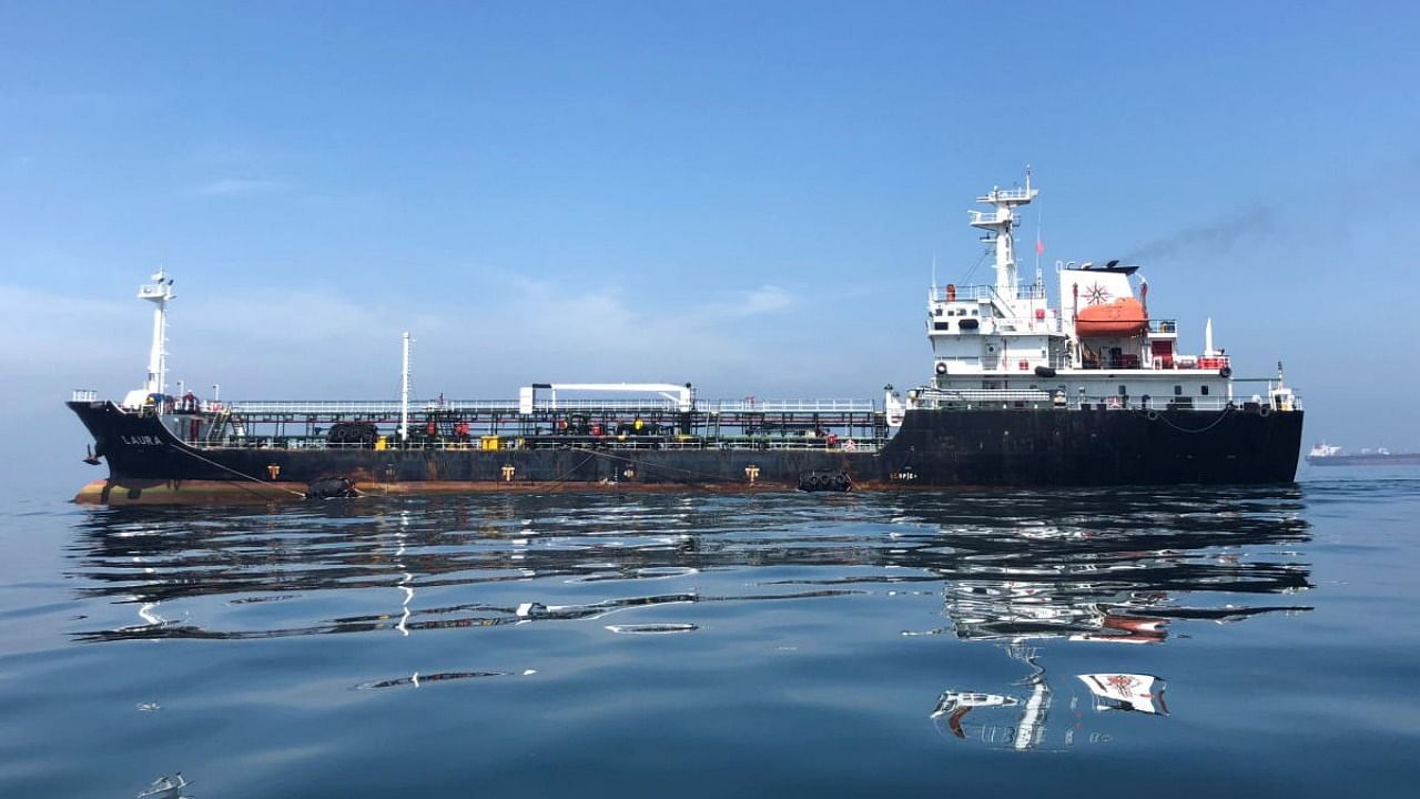 An oil tanker is seen in the sea outside the Puerto La Cruz oil refinery in Puerto La Cruz, Venezuela July 19, 2018. Credit: Reuters Photo