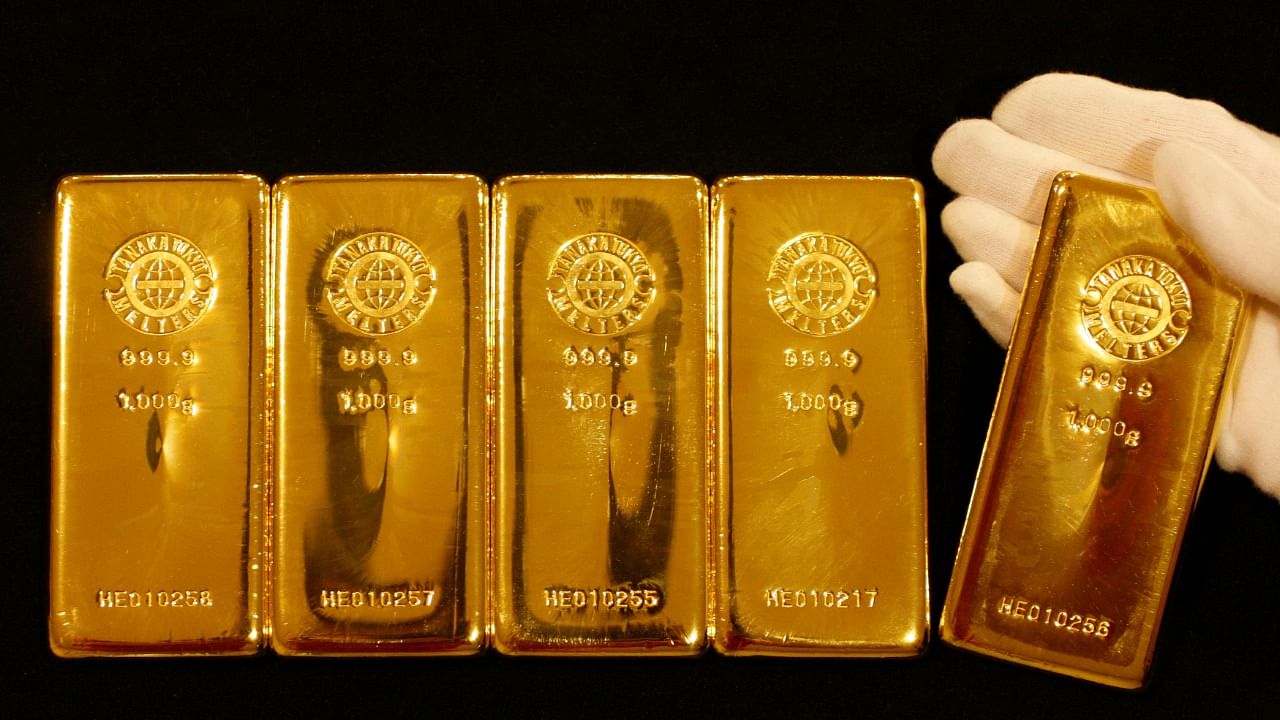 Spot gold rose 0.3% to $1,812.65 per ounce by 04:02 GMT. Credit: Reuters Photo