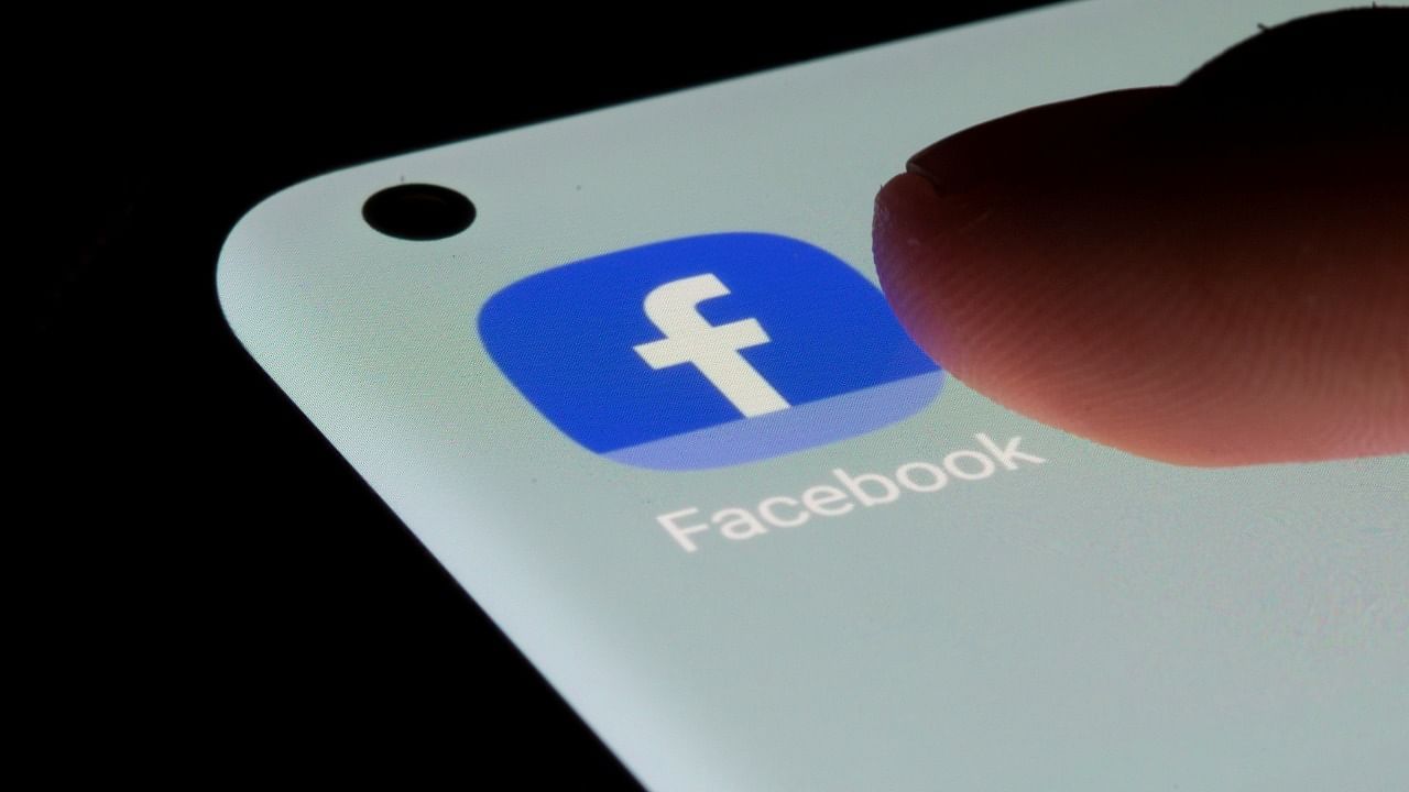 Facebook in its monthly compliance report as per the new IT rules said it provided tools for users to resolve their issues in 363 of these cases. Credit: Reuters File Photo