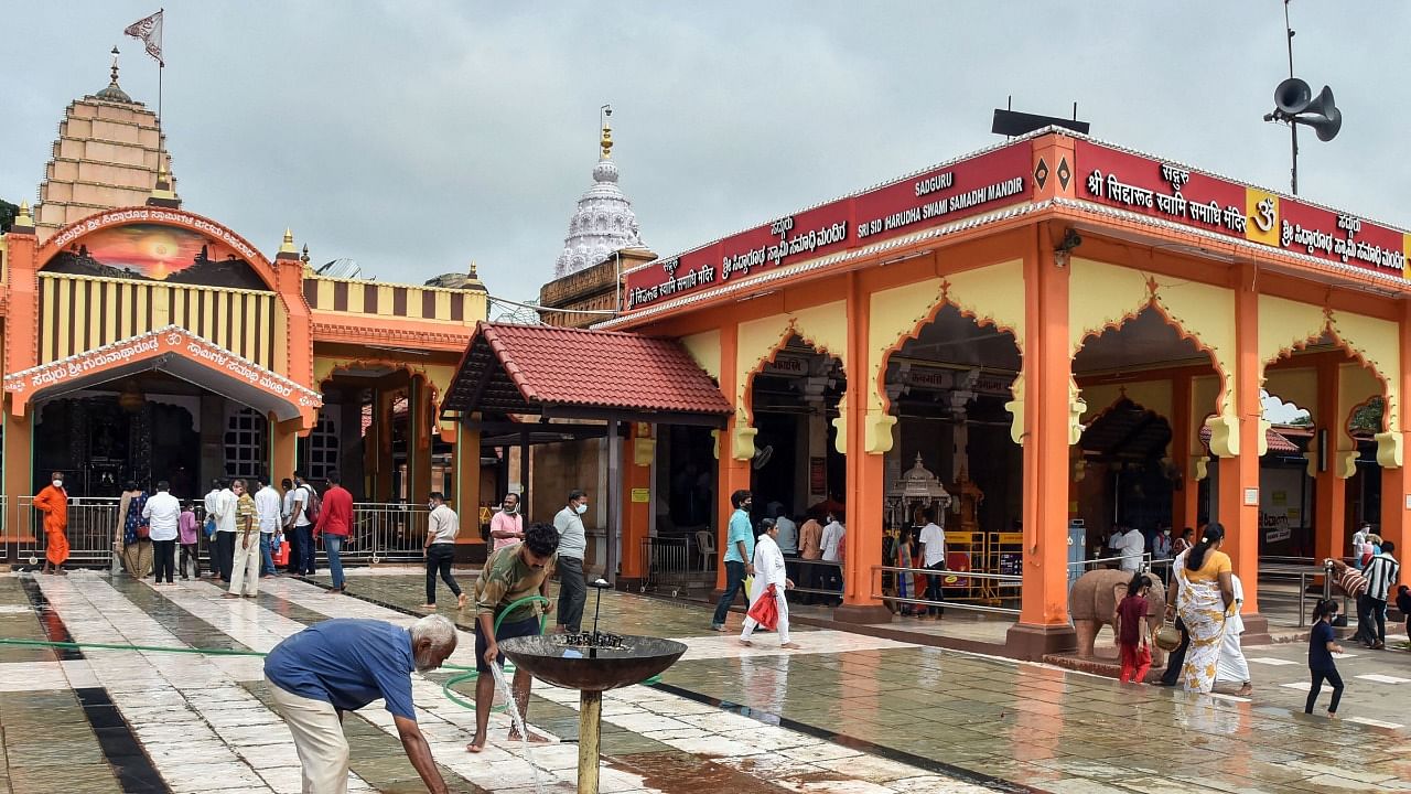 They appealed to the Union government to bring in a law to free temples and religious institutions of Hindus from government control. Credit: PTI File Photo