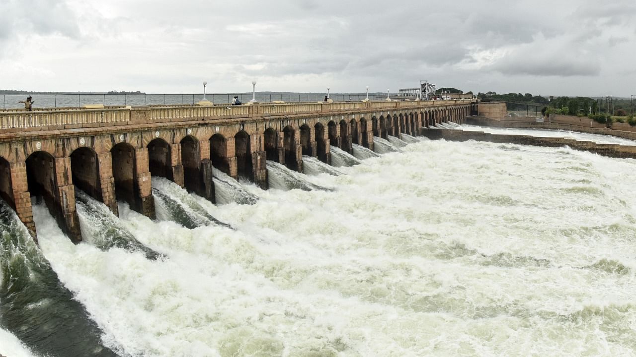 The KRS dam irrigates 3.3 lakh acres of farmland. Credit: DH File Photo