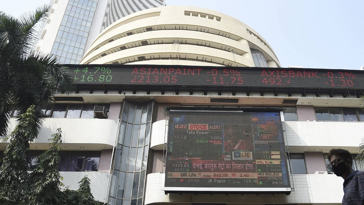 The 30-share BSE index ended 638.70 points. Credit: PTI Photo