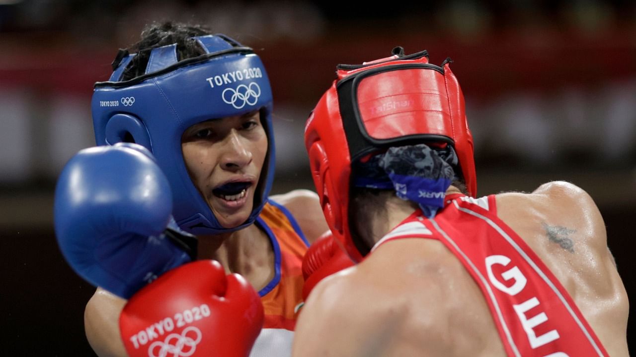 Nadine Apetz of Germany in action against Lovlina Borgohain (L) of India. Credit: Reuters Photo
