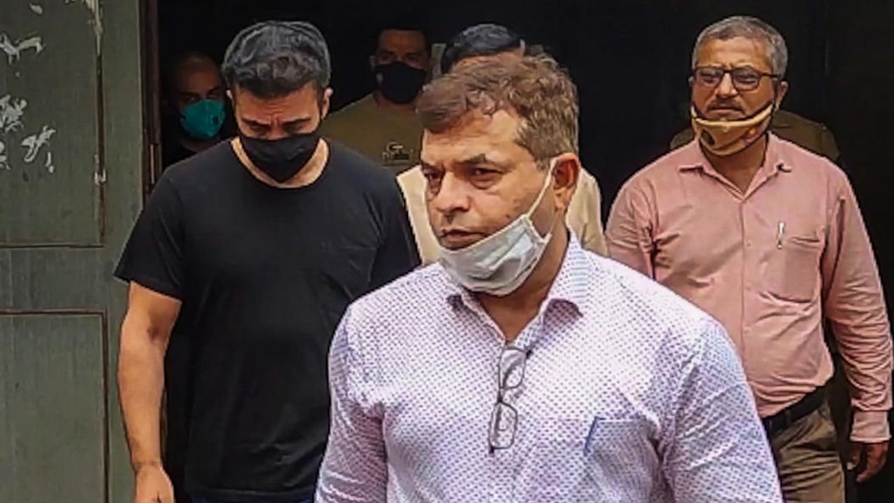 Raj Kundra being taken to Killa Court from Property Cell Unit office in a pornography-related case, at Byculla in Mumbai, Tuesday, July 27, 2021. Credit: PTI Photo