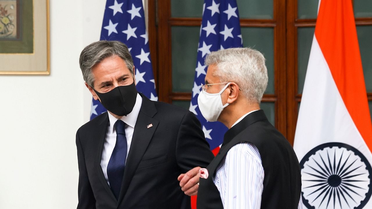Jaishankar welcomes US Secretary of State Antony Blinken. Credit: Reuters Photo
