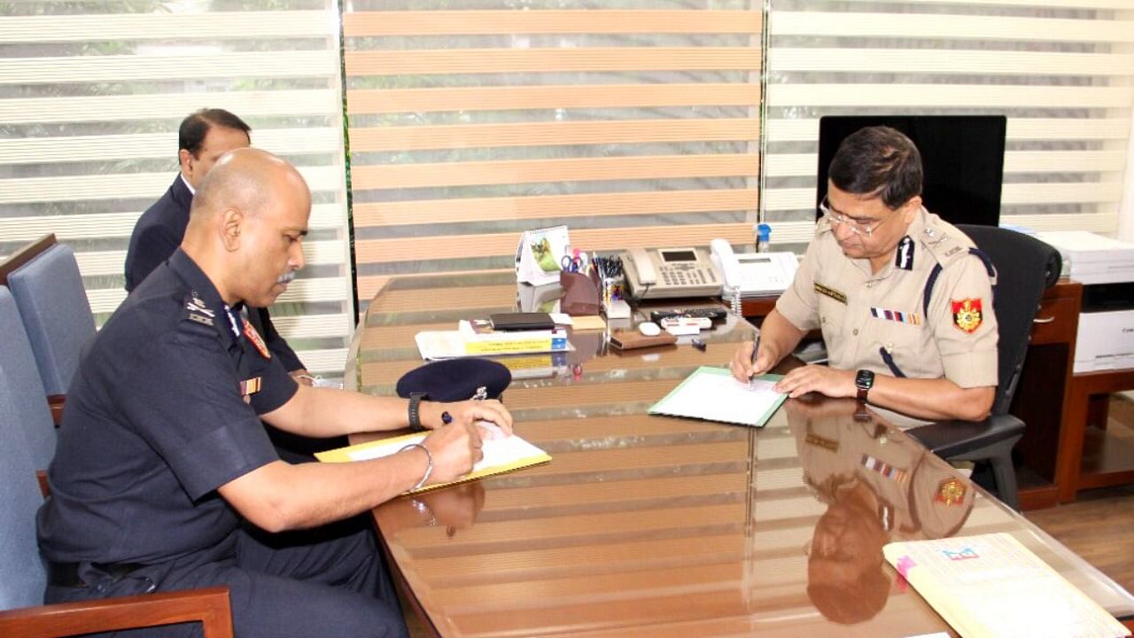 NDRF Director General S N Pradhan taking over additional charge of the NCB head from IPS officer Rakesh Asthana. Credit: Twitter/@satyaprad1