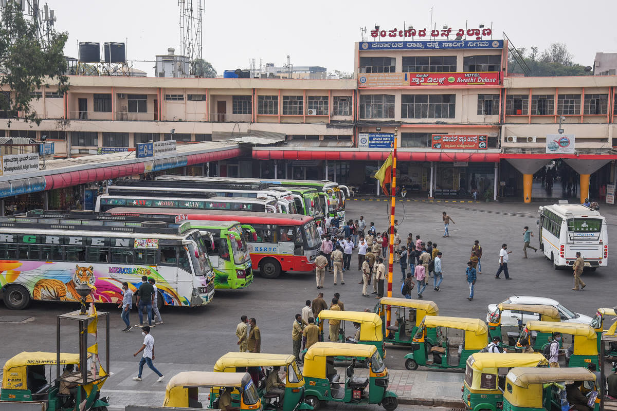 The accident at the entrance of the Kempegowda Bus Station at Majestic, Bengaluru. DH FILE PHOTO