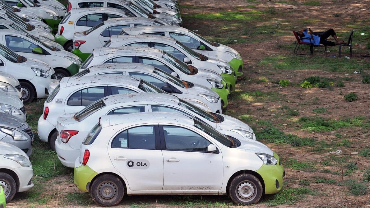 Cases have been filed and penalties levied on taxis that operated after the expiry of licence. Credit: DH file photo/Pushkar V