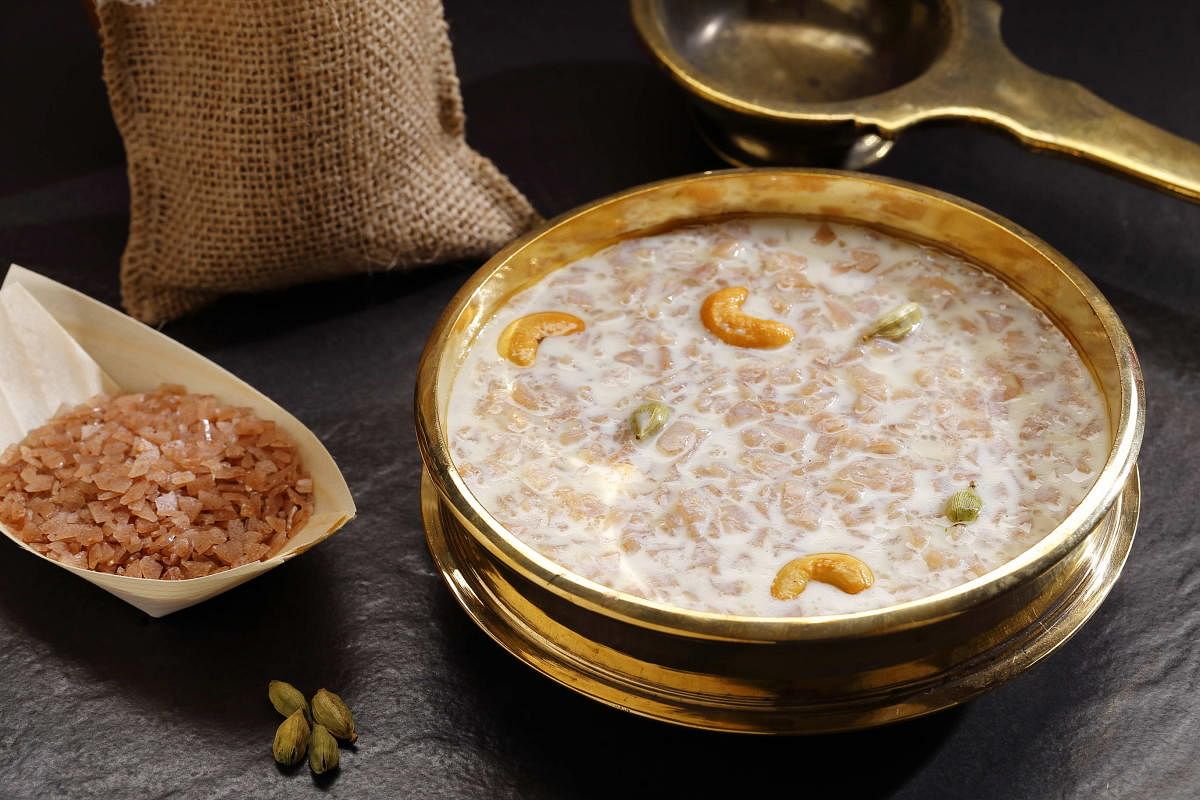 Palada Payasam made in a urali at Kappa Chakka Kandhari