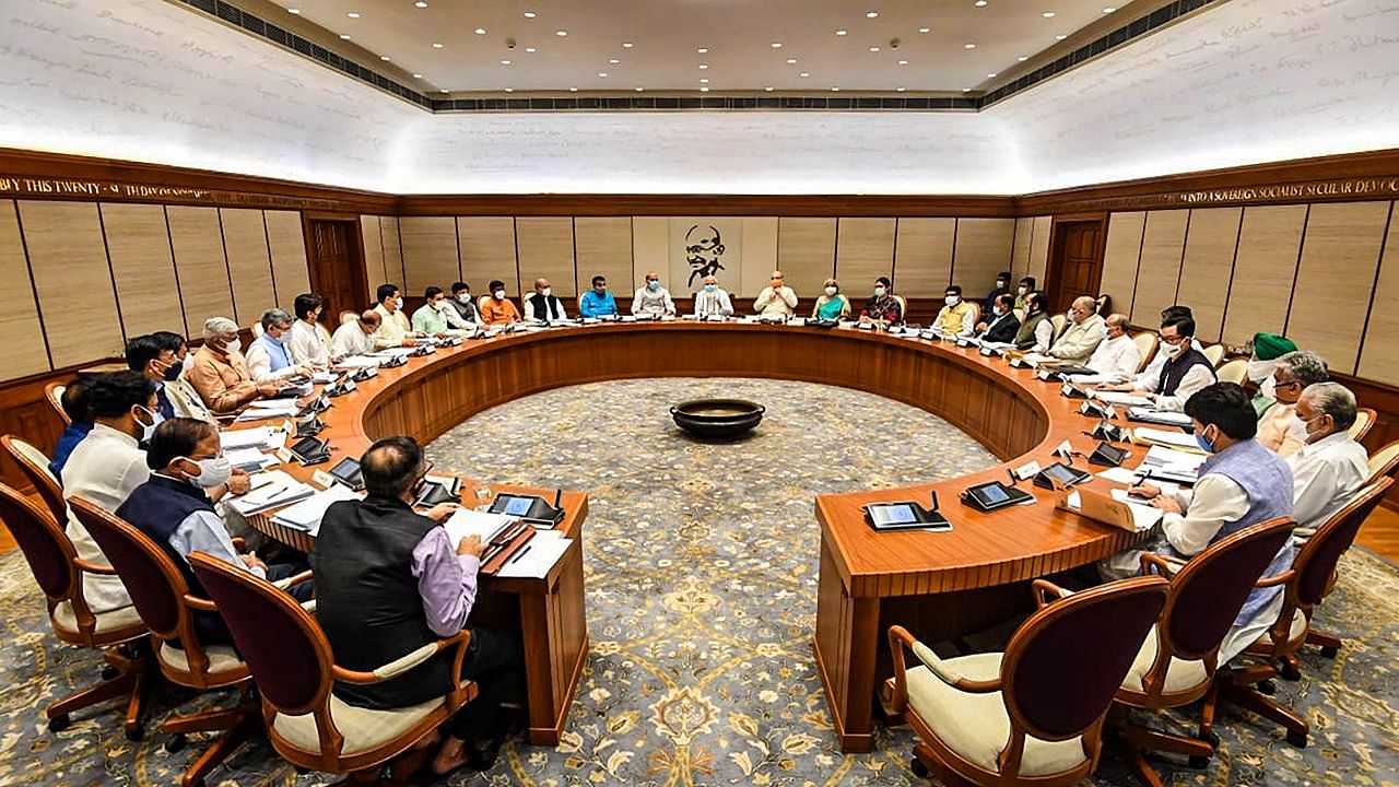 PM Modi and his new Union Cabinet of Ministers. Credit: PTI File Photo