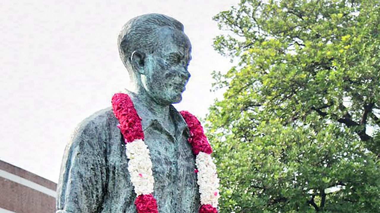 A statue of hockey wizard Major Dhyan Chand. Credit: PTI File Photo