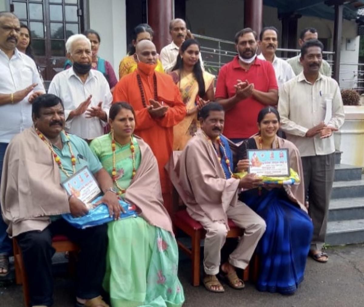 Valmiki community leaders were felicitated for their work towards organising Valmiki Jathoritsava in Kushalnagar.