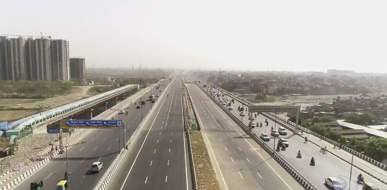 Delhi-Meerut Expressway. Credit: Twitter/@nitin_gadkari