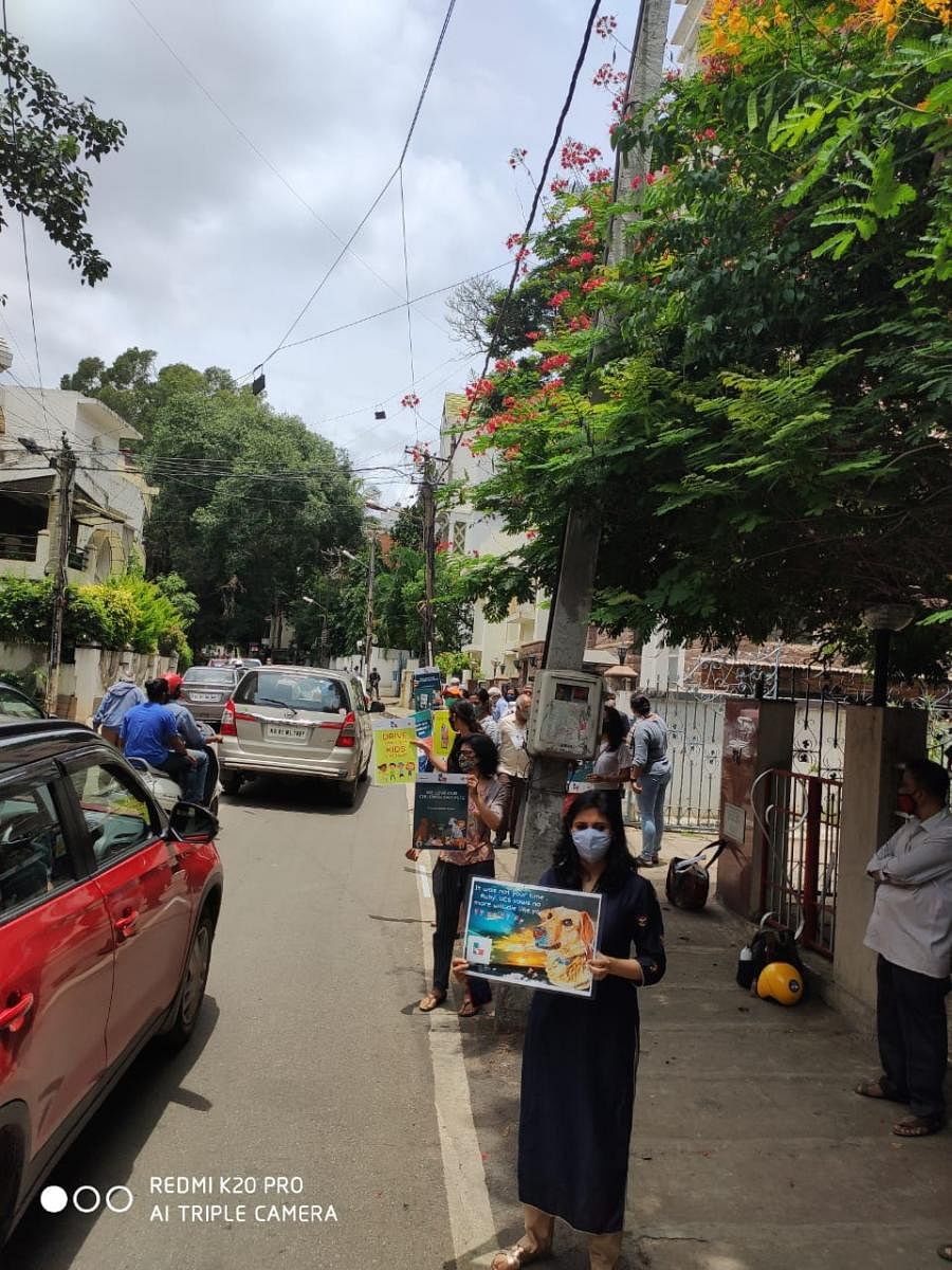 Ulsoor Canine Squad held a demonstration on Aga Abbas Ali Road recently. The group is campaigning for a safer road.