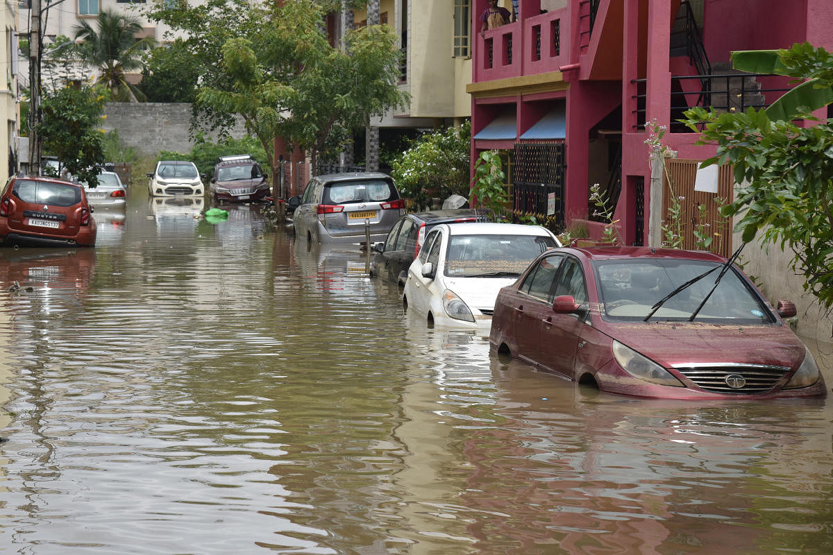 Sri Sai Layout, near Vaddarapalya on Agara Main Road, Hennur, was among the many areas in Bengaluru flooded after last week’s downpour. DH Photo by S K Dinesh