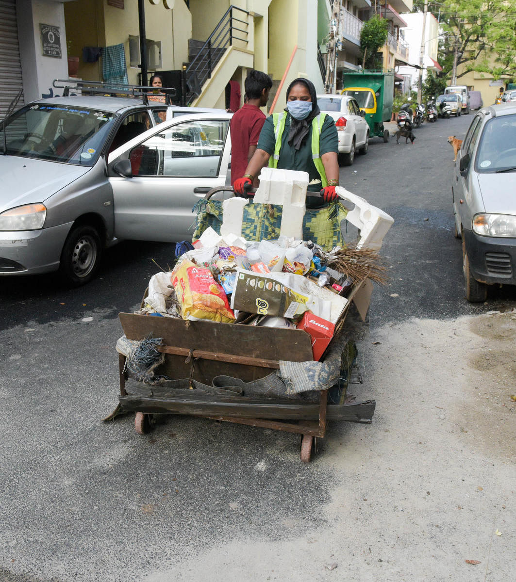 Pourakarmikas and the sweeping of streets will continue to be the responsibility of BBMP.  