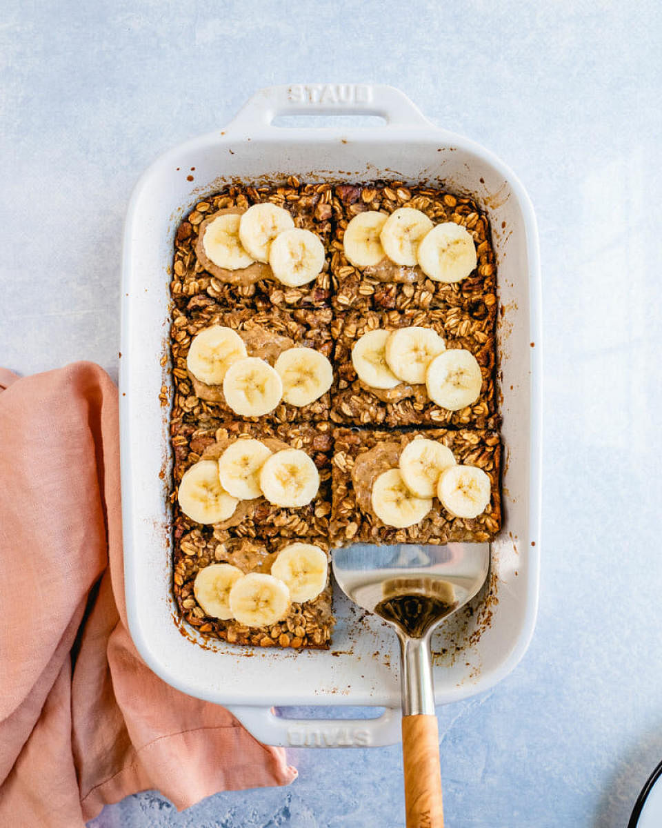 Baked banana oatmeal