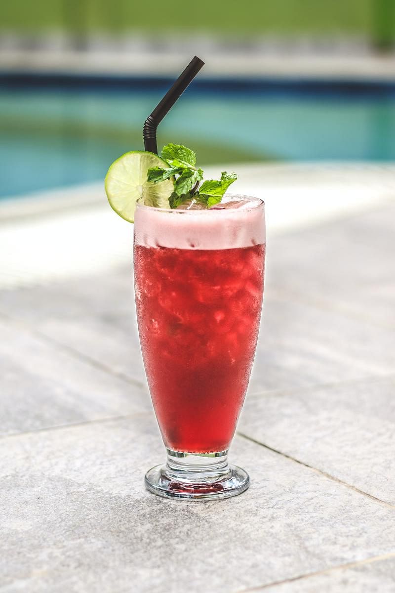 Rooh Afza mojito