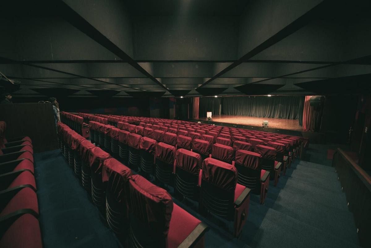 Prabhbath Auditoriums, with halls in Basavanagudi and Basaweshwara Nagar, will be continuing with online performances for some time before venturing back into offline shows.