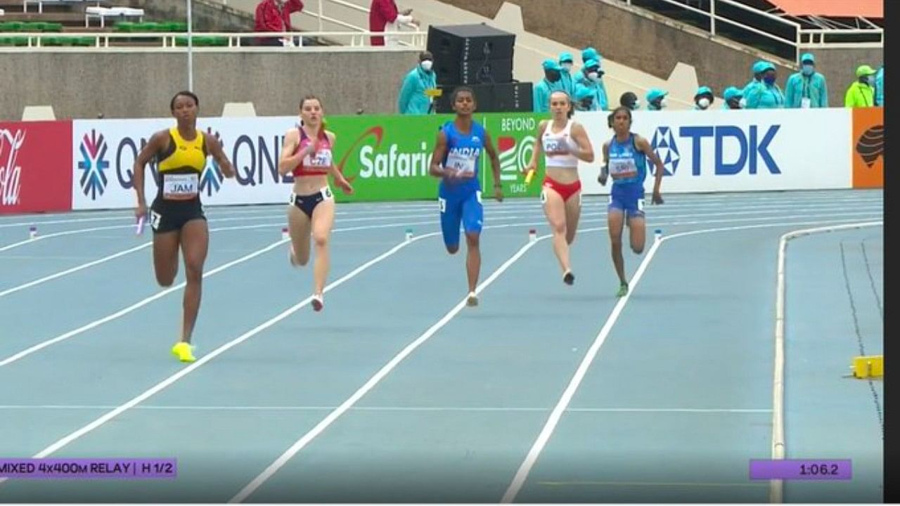 Indian mixed 4x400m relay team in action. Credit: Twitter/ @afiindia