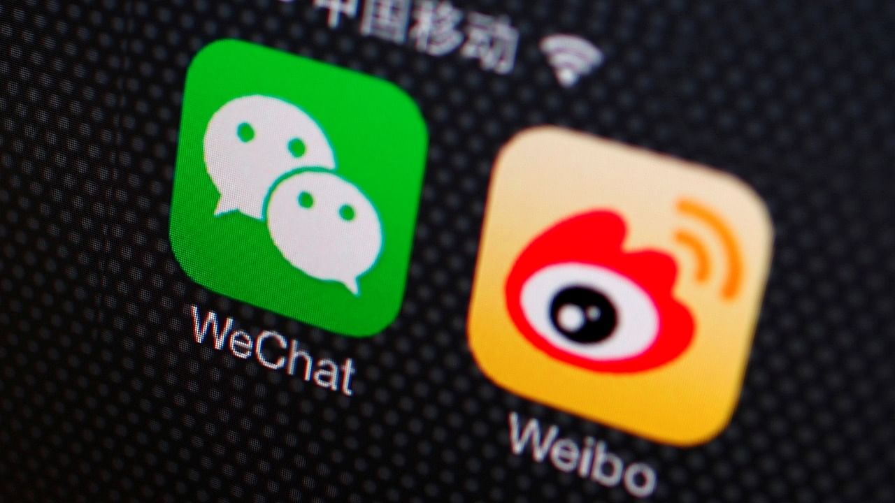 WeChat said in a statement on Saturday that from now until October 26, it would investigate and shut down financial self-media accounts. Credit: Reuters File Photo