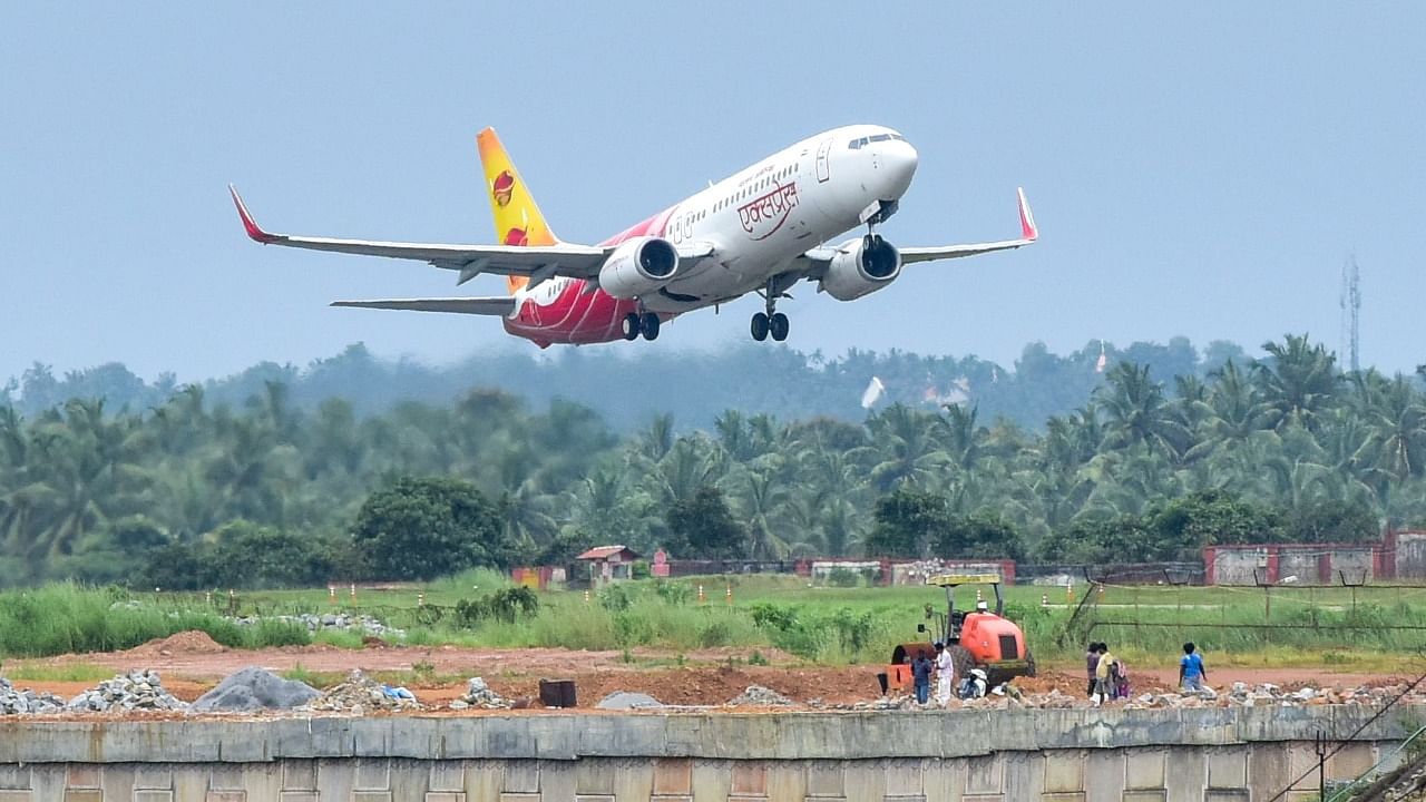 A flight takes off from Mangaluru International Airport. Credit: DH Photo/Irshad Mahammad
