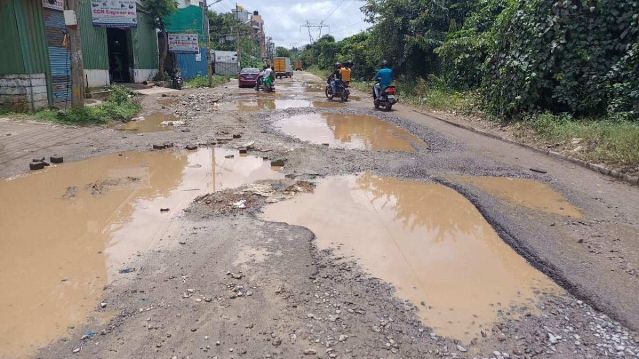 Anjanapura Main Road, off Kanakapura Road, was dug up for laying water pipelines. Credit: DH Photo