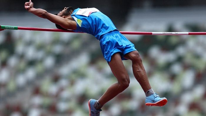 Praveen Kumar of India in action. Credit: Reuters Photo