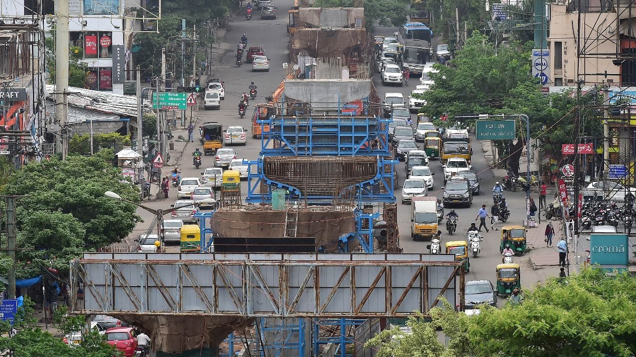 The elevated corridor stretches from Sony World junction to Kendriya Sadan junction. Credit: DH File Photo