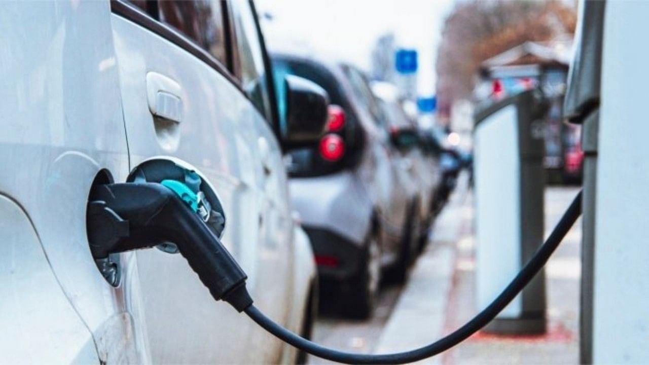 o-BP aims to expand its fuel retailing network to 5,500 over the next five years from the current network of just over 1,400 petrol pumps. Credit: iStock Photo