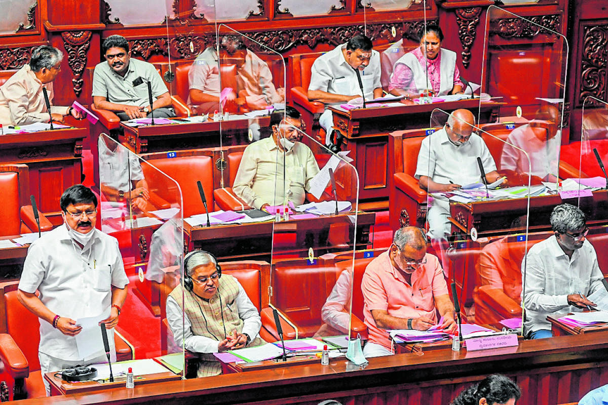 Home Minister Araga Jnanendra replies to members' questions in Legislative Council on Thursday. DH Photo/S K Dinesh