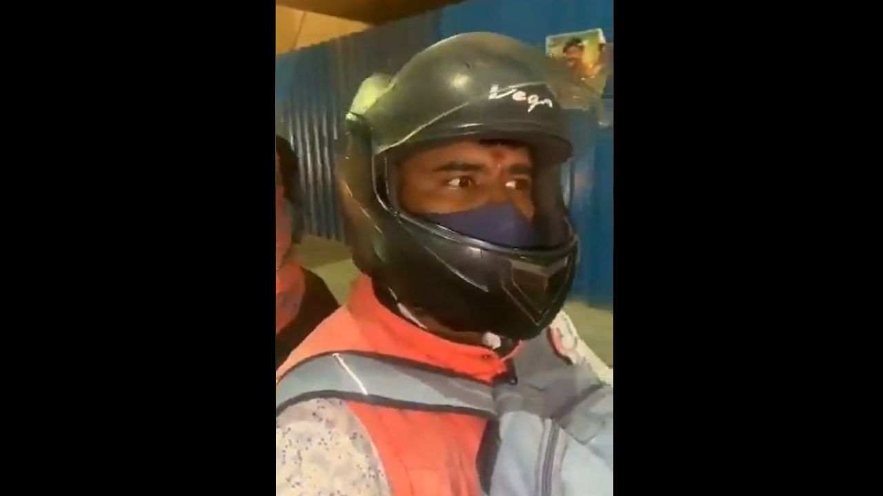 Man assaulted for giving a lift to a Muslim woman. Credit: Twitter video screengrab/@RashmiDVS