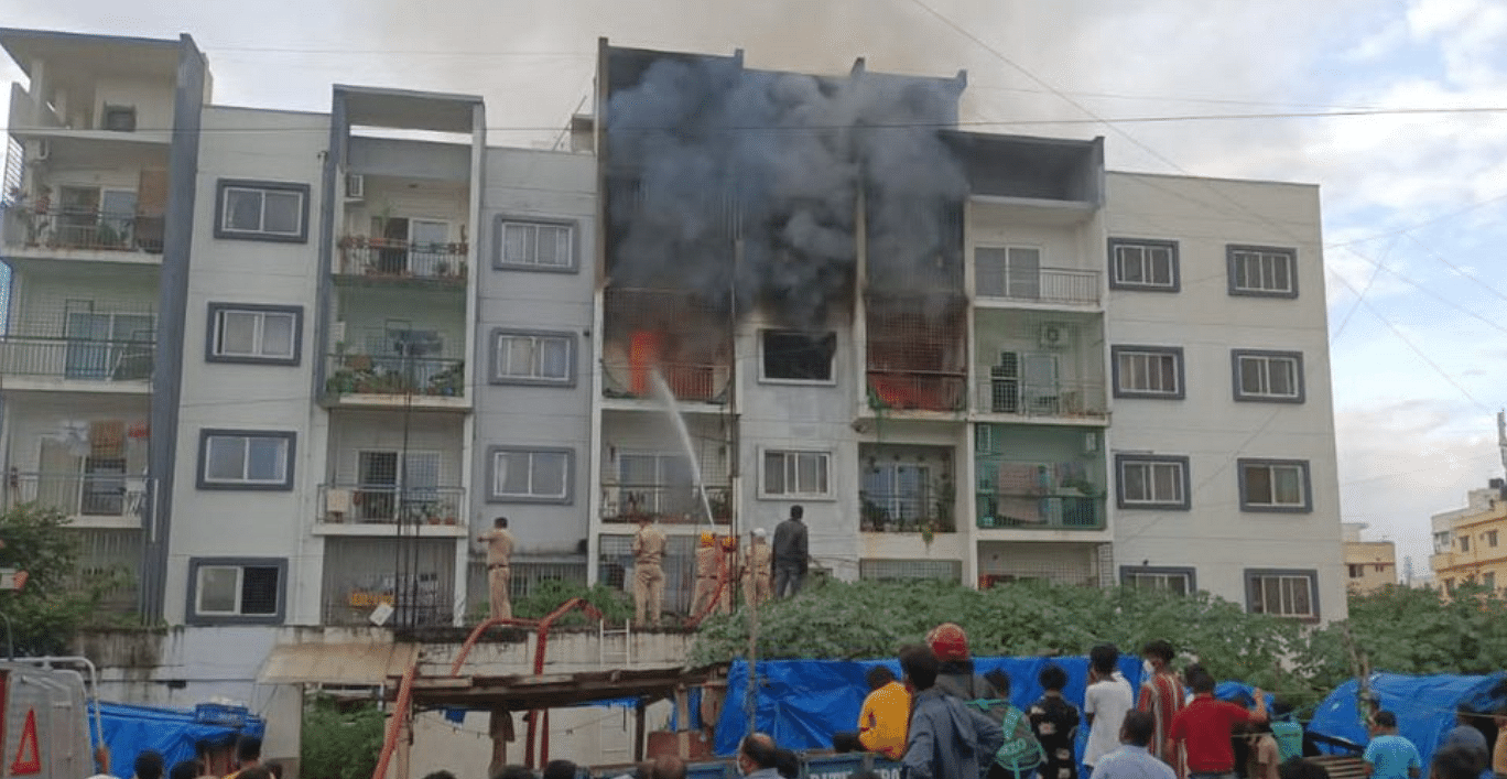 The fire has spread to four flats, and officials are trying to prevent it from spreading further. Credit: Twitter/@nkaggere